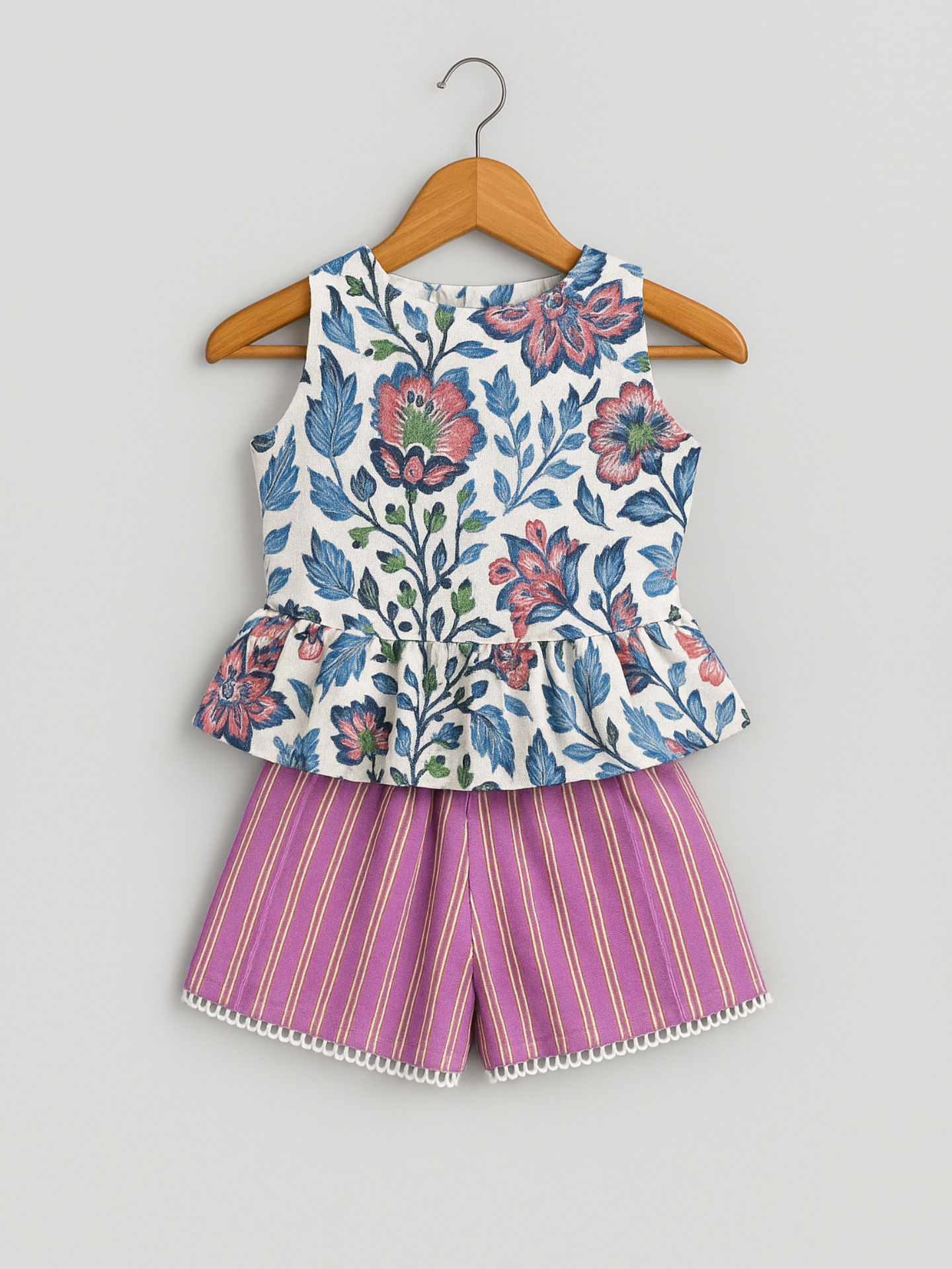 Girls Blockprint shorts in Purple